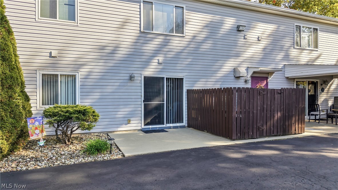 544 Caroline Avenue Hubbard OH 44425