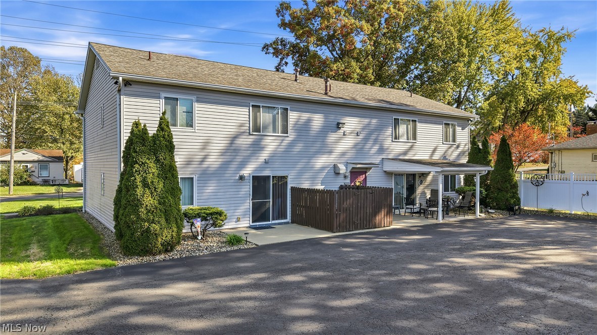 544 Caroline Avenue Hubbard OH 44425