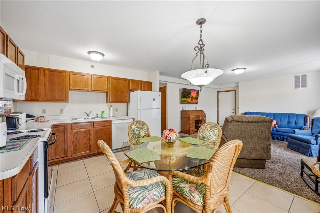 544 Caroline Avenue Hubbard OH 44425