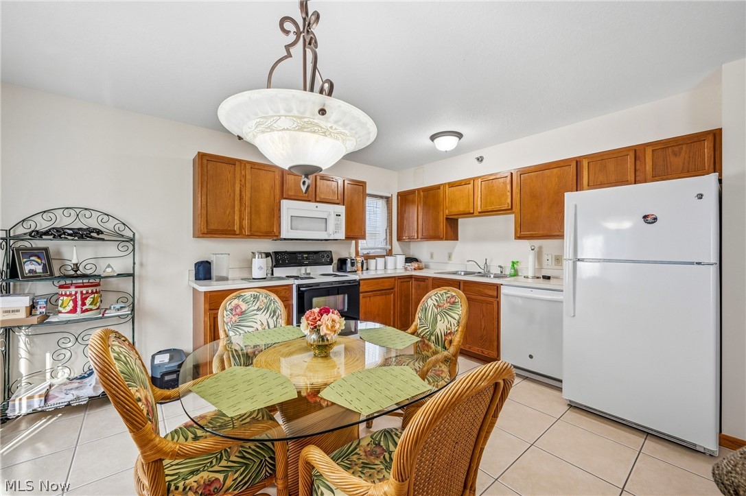 544 Caroline Avenue Hubbard OH 44425