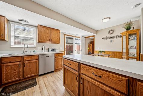37620 Sturbridge Lane Willoughby OH 44094