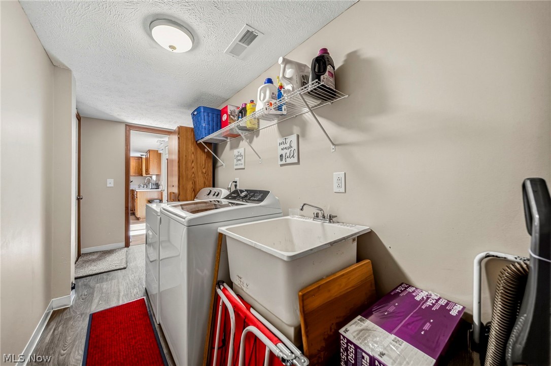 37620 Sturbridge Lane Willoughby OH 44094
