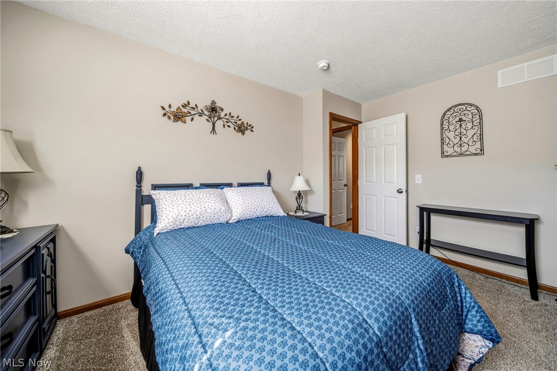 37620 Sturbridge Lane Willoughby OH 44094