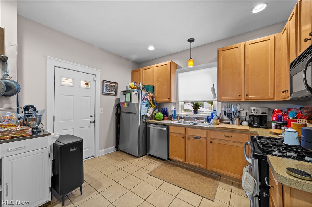 6402 Bridge Avenue Cleveland OH 44102