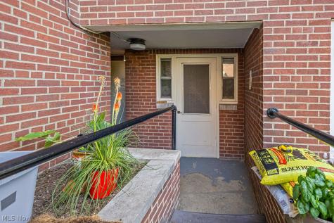 13800 Shaker Boulevard Cleveland OH 44120
