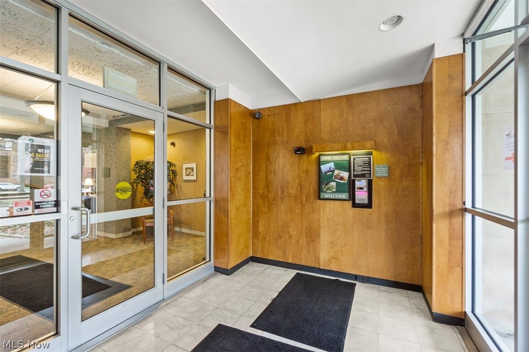 13800 Shaker Boulevard Cleveland OH 44120