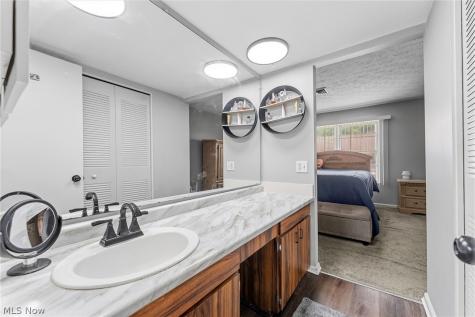 1005 Trevitt Circle N Euclid OH 44143