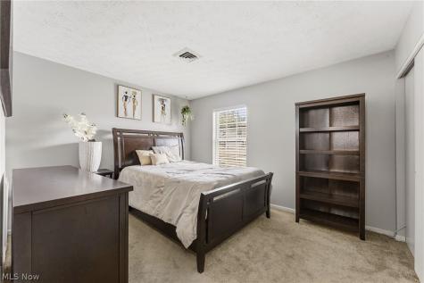 1005 Trevitt Circle N Euclid OH 44143