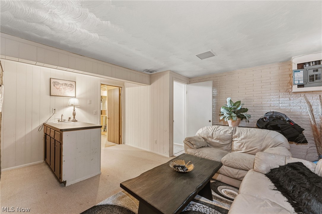 1005 Trevitt Circle N Euclid OH 44143