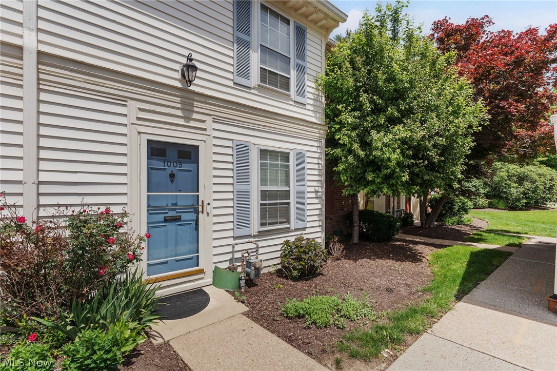 1005 Trevitt Circle N Euclid OH 44143