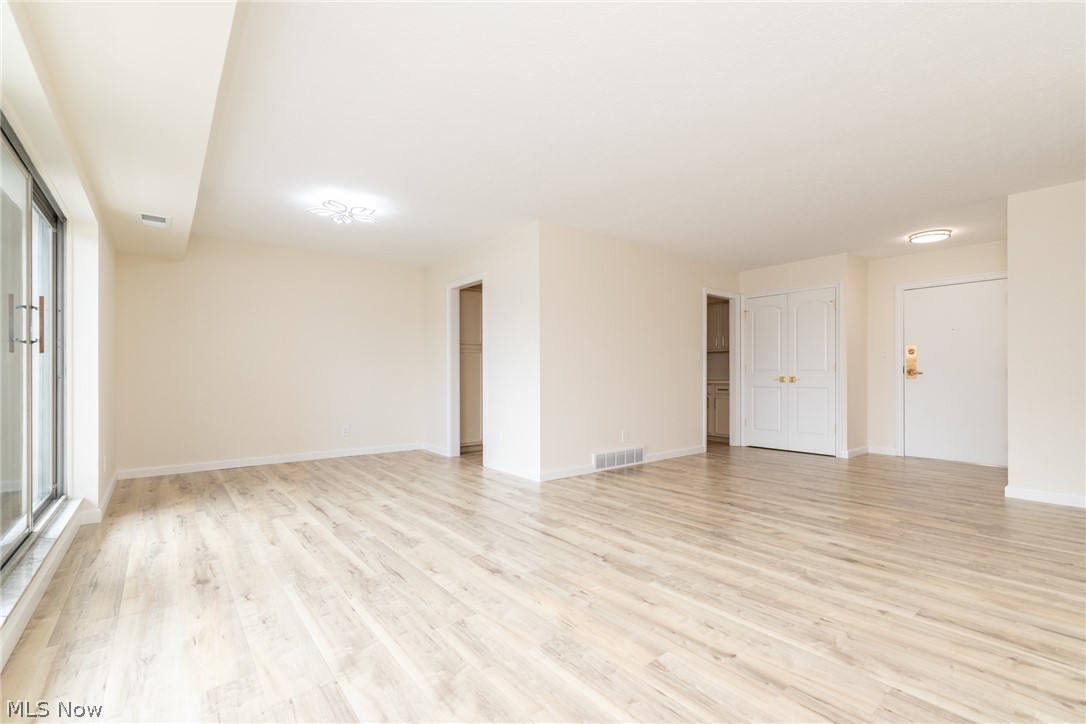 2202 Acacia Park Drive Lyndhurst OH 44124