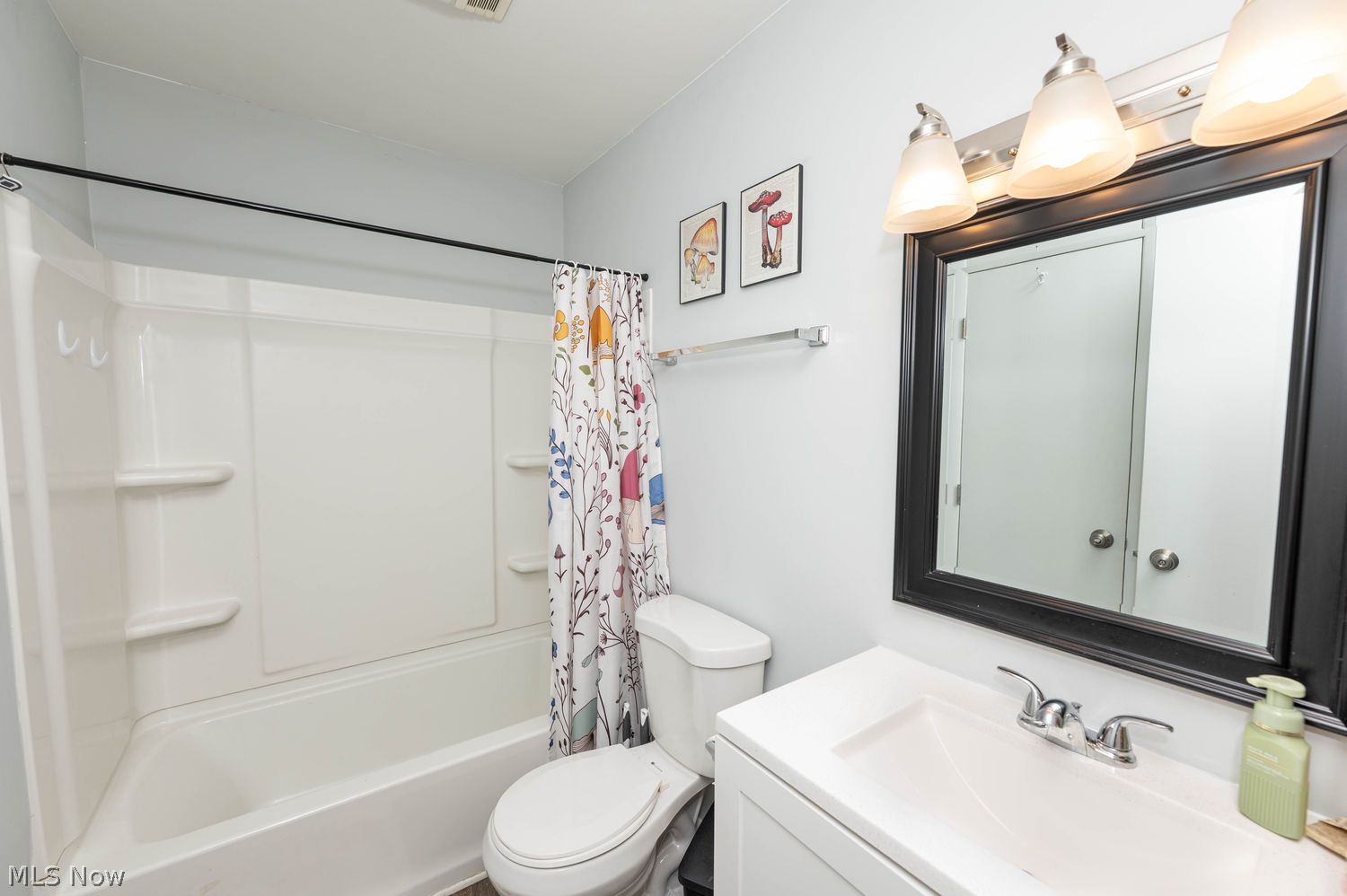 35222 S Turtle Trail Willoughby OH 44094