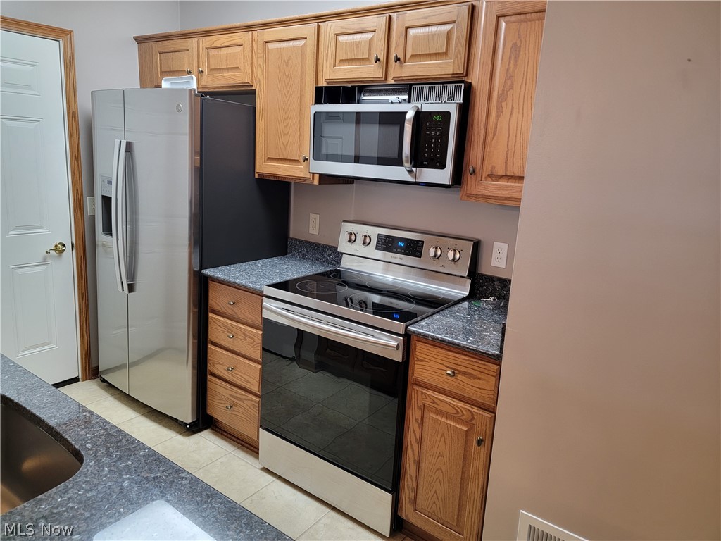 1757 Blackberry Lane Orrville OH 44667