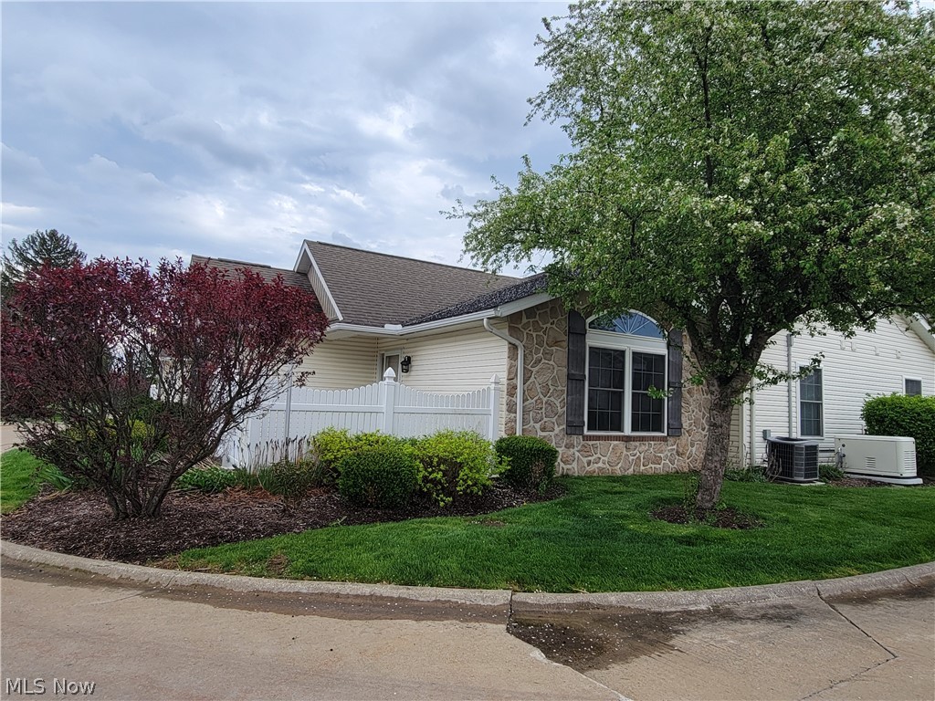 1757 Blackberry Lane Orrville OH 44667