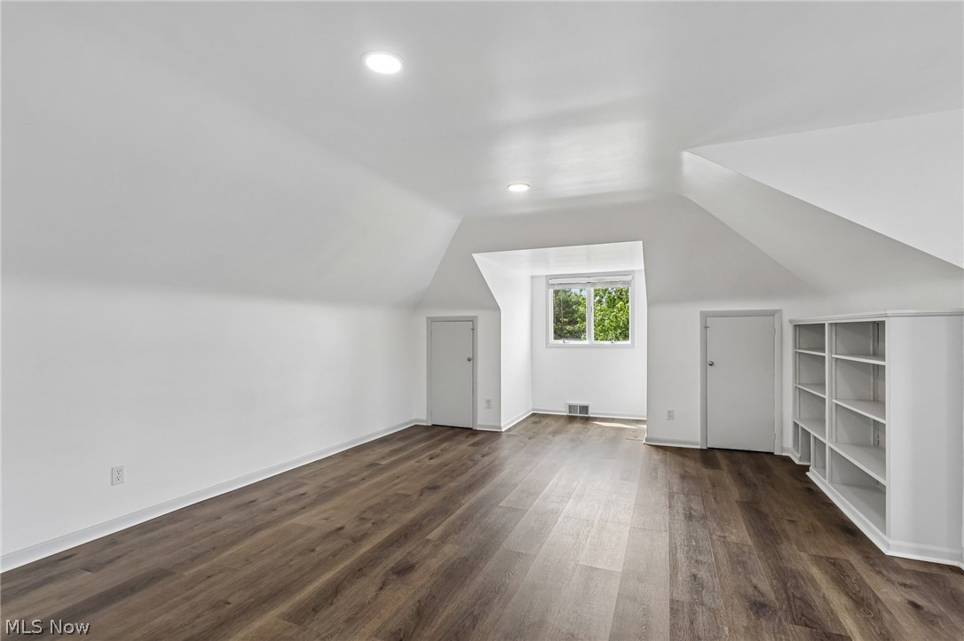 3440 Green Road Beachwood OH 44122