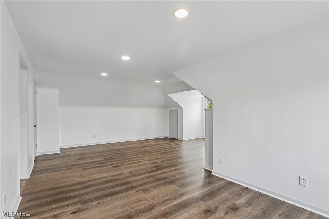 3440 Green Road Beachwood OH 44122