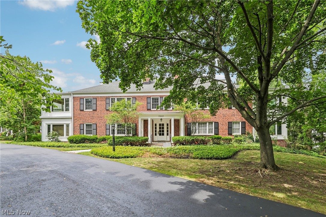 3440 Green Road Beachwood OH 44122
