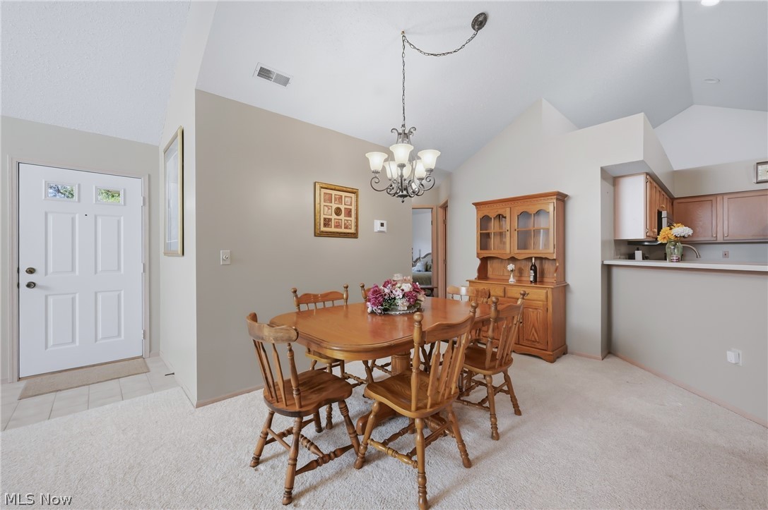 31 Parkside Circle Canfield OH 44406