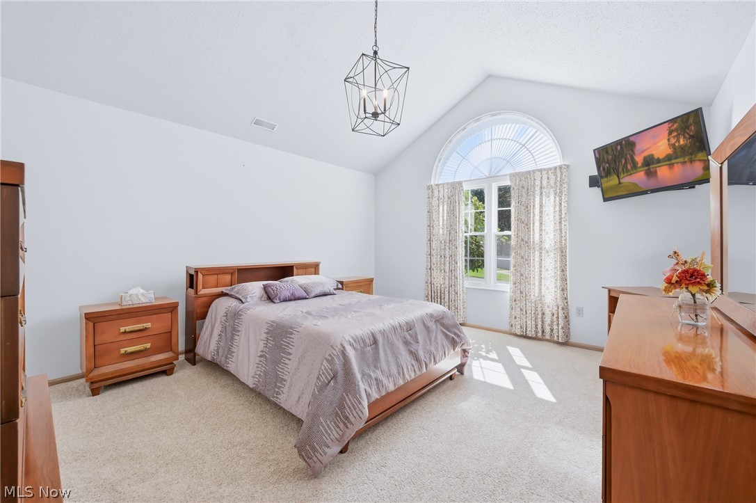 31 Parkside Circle Canfield OH 44406