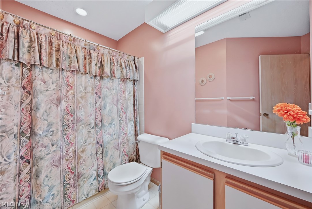 31 Parkside Circle Canfield OH 44406