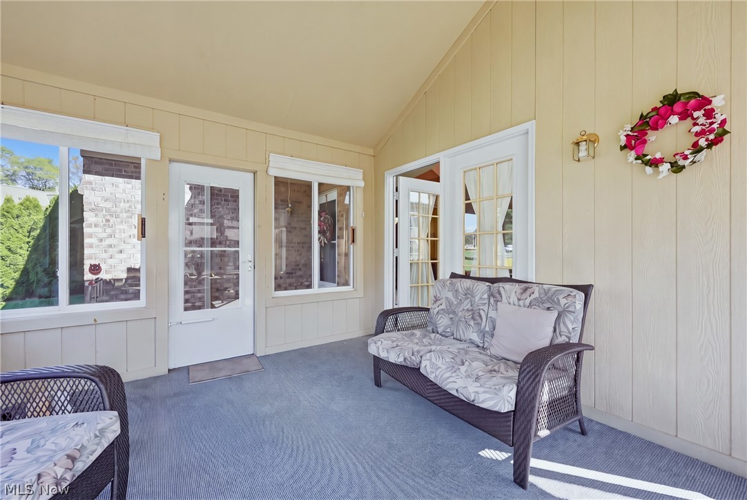 31 Parkside Circle Canfield OH 44406