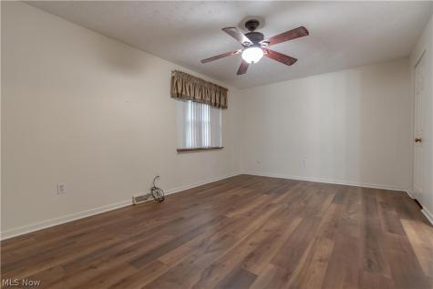 1856 Beechwood Avenue NE North Canton OH 44720
