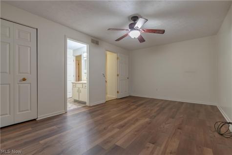 1856 Beechwood Avenue NE North Canton OH 44720