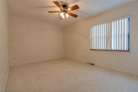 1856 Beechwood Avenue NE North Canton OH 44720