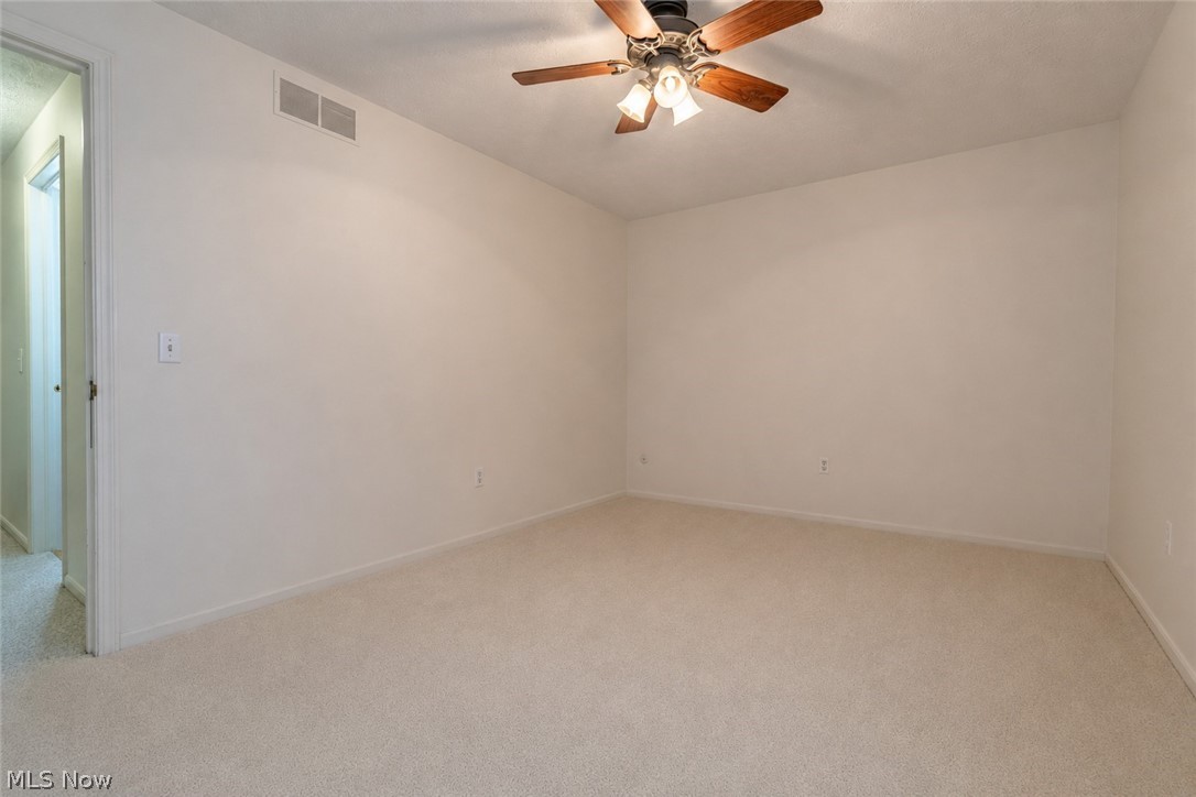 1856 Beechwood Avenue NE North Canton OH 44720