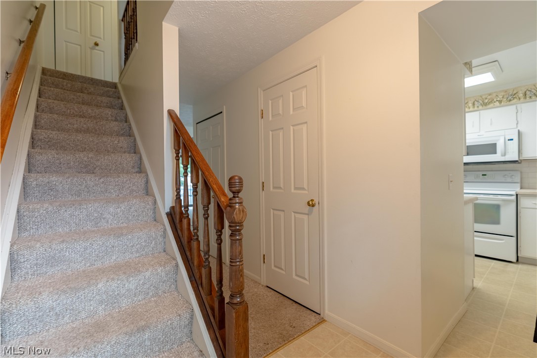 1856 Beechwood Avenue NE North Canton OH 44720