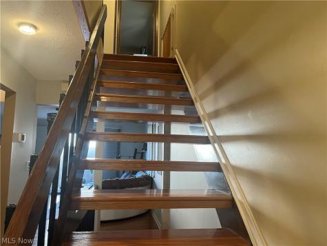5553 Windrush Court Parma OH 44134