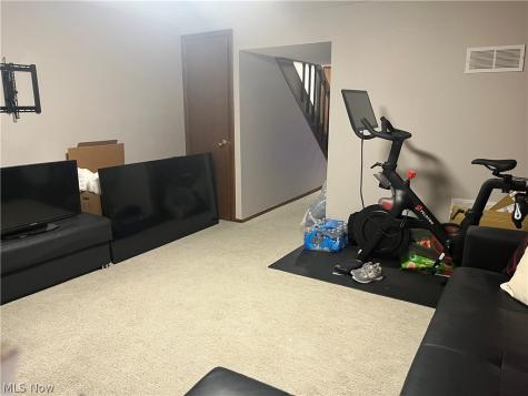 5553 Windrush Court Parma OH 44134