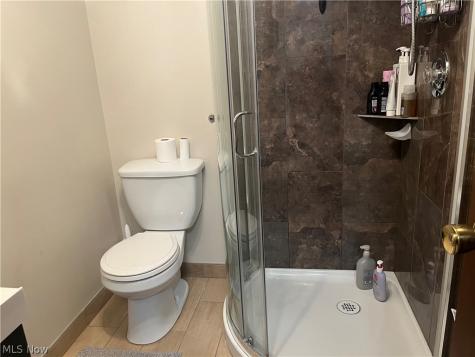 5553 Windrush Court Parma OH 44134