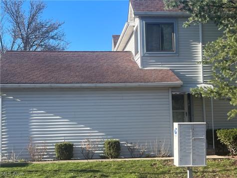 5553 Windrush Court Parma OH 44134