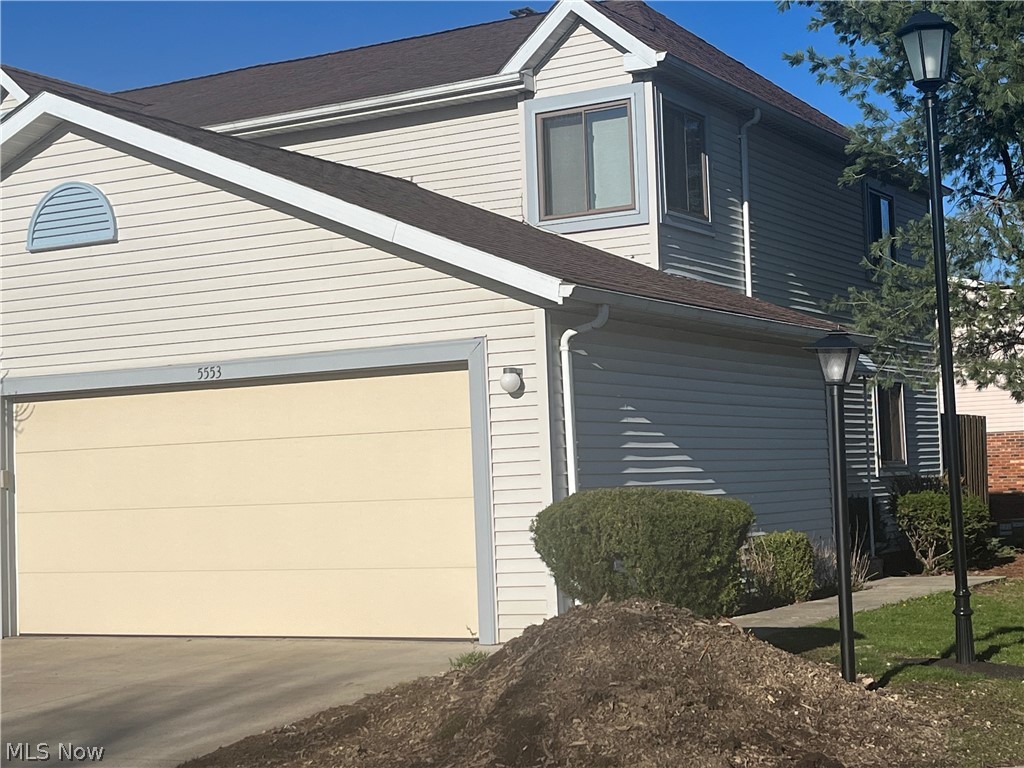 5553 Windrush Court Parma OH 44134