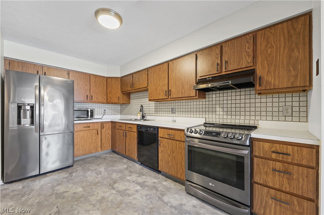 7569 Creekwood Drive North Royalton OH 44133