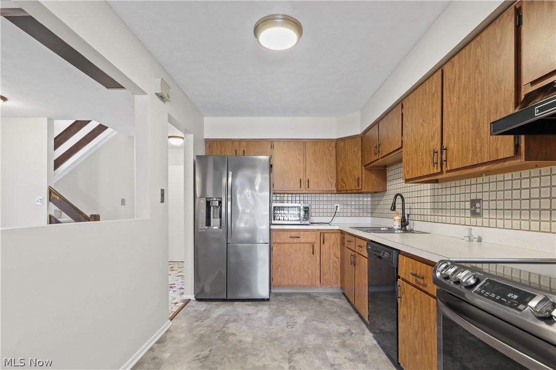 7569 Creekwood Drive North Royalton OH 44133