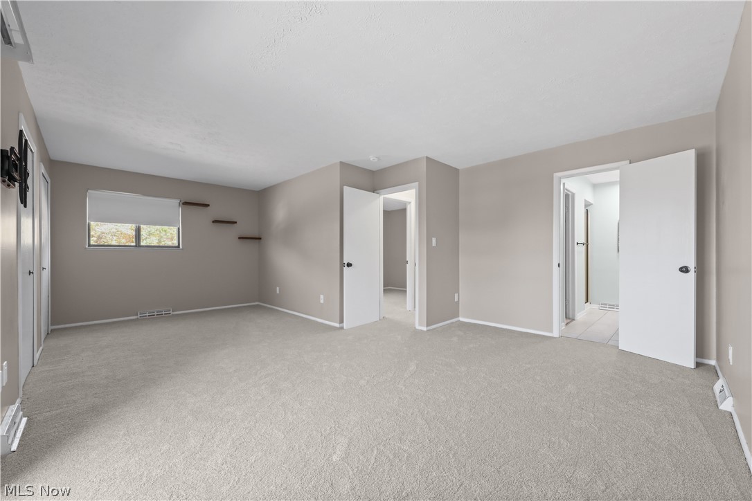 7569 Creekwood Drive North Royalton OH 44133