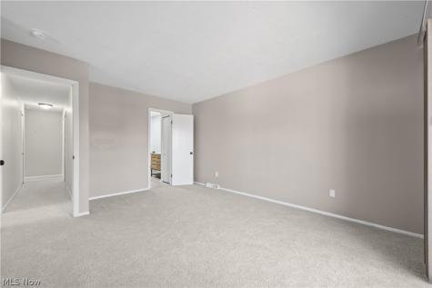 7569 Creekwood Drive North Royalton OH 44133