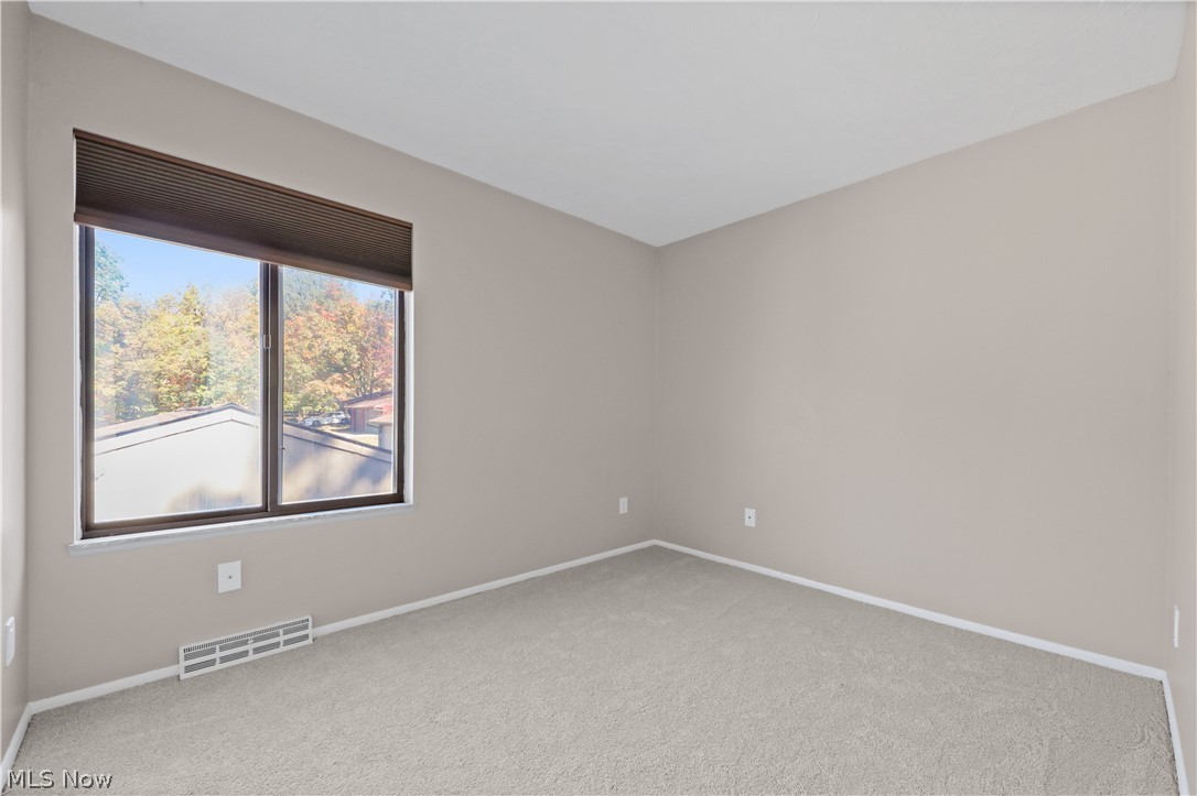 7569 Creekwood Drive North Royalton OH 44133