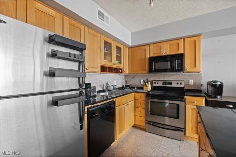 2222 Detroit Avenue Cleveland OH 44113