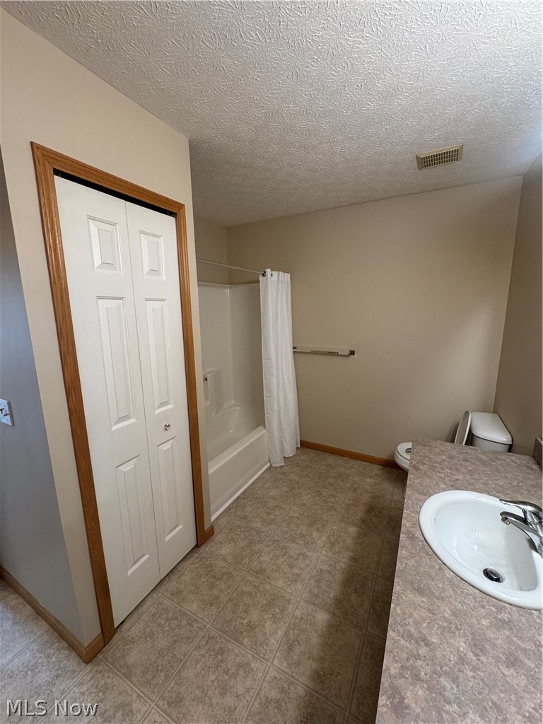 951 Penn Place Painesville OH 44077