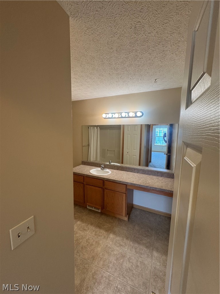 951 Penn Place Painesville OH 44077