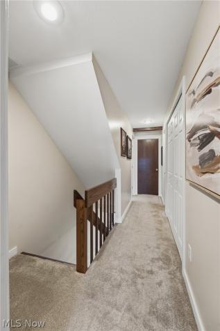 3221 Mariners Island Drive NW Canton OH 44708