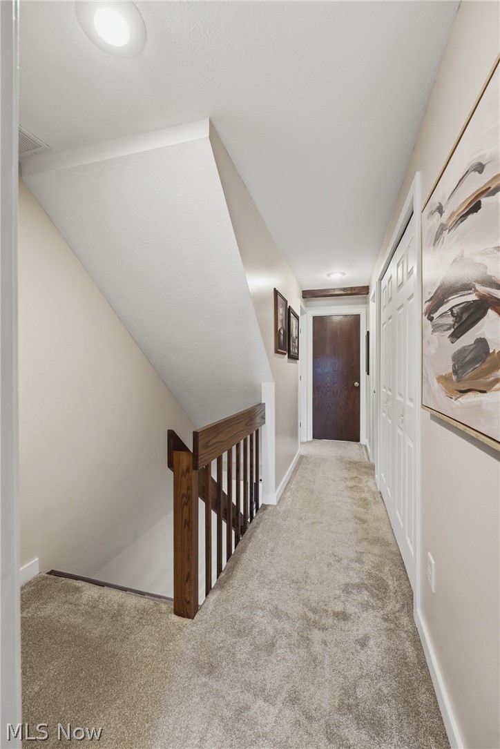 3221 Mariners Island Drive NW Canton OH 44708