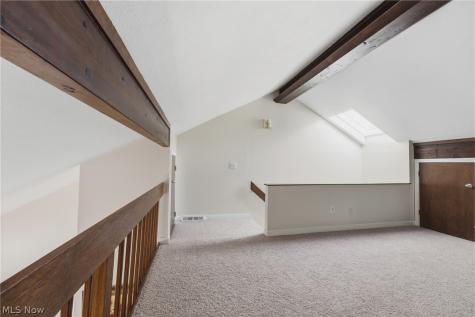 3221 Mariners Island Drive NW Canton OH 44708