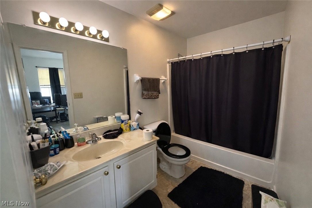 633 Lakeview Drive S Grove City OH 43123