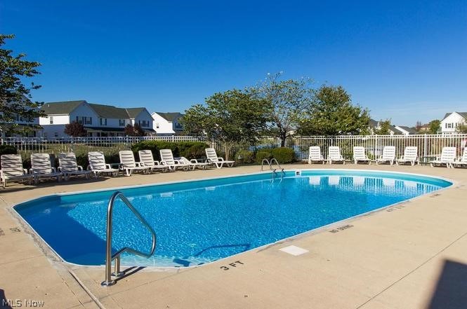 633 Lakeview Drive S Grove City OH 43123