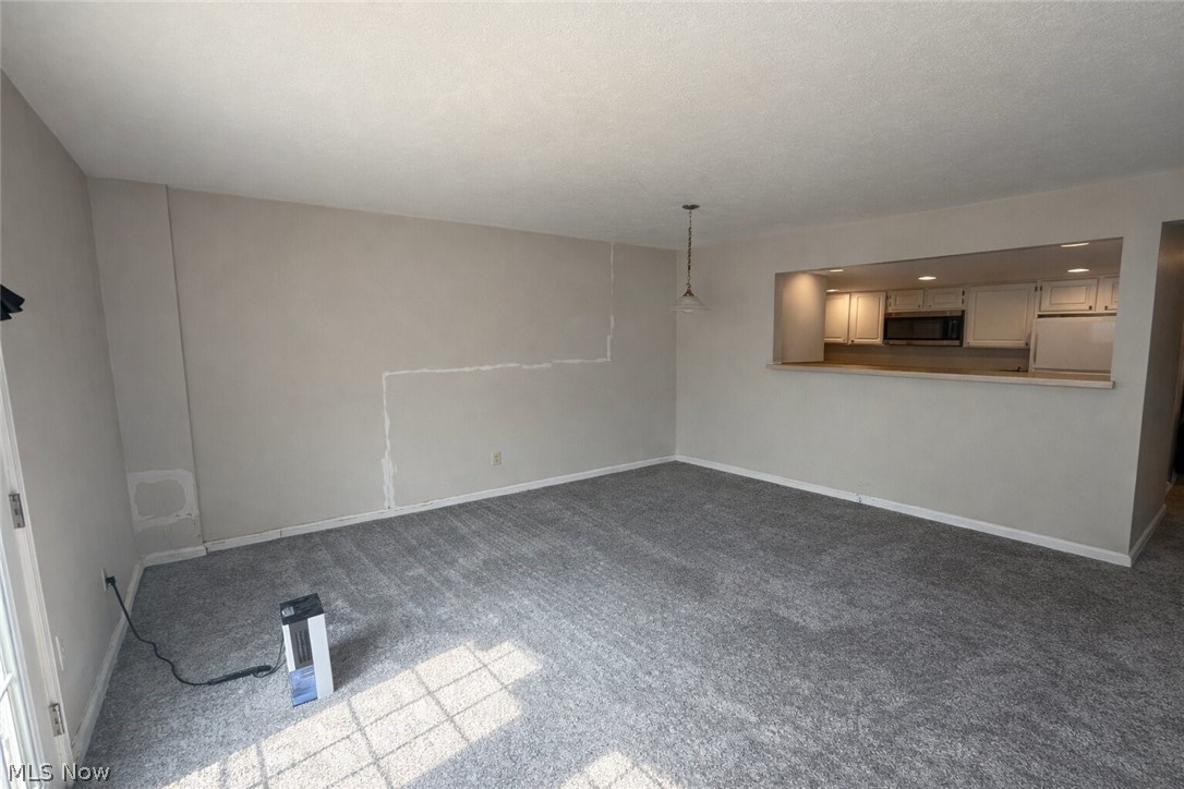 633 Lakeview Drive S Grove City OH 43123