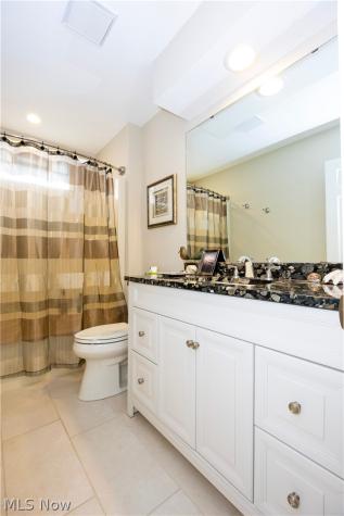 38 Oakwood Drive Westfield Center OH 44251